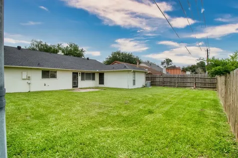 16419 Lost Quail Drive Houston TX 77489