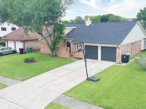 16419 Lost Quail Drive Houston TX 77489