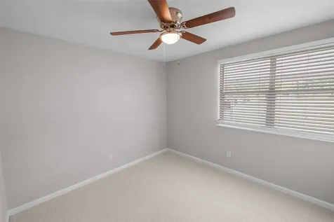 16766 Lake Circle Conroe TX 77302