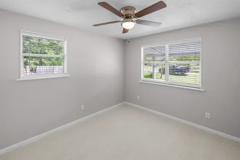 16766 Lake Circle Conroe TX 77302