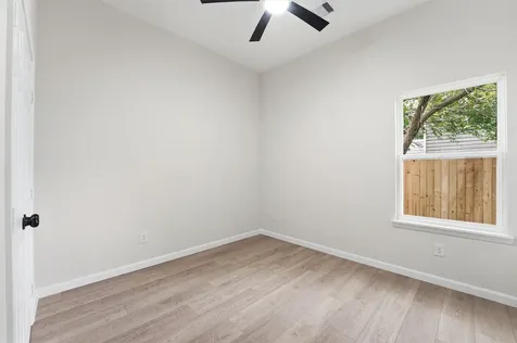 4354 Clover Street B Houston TX 77051