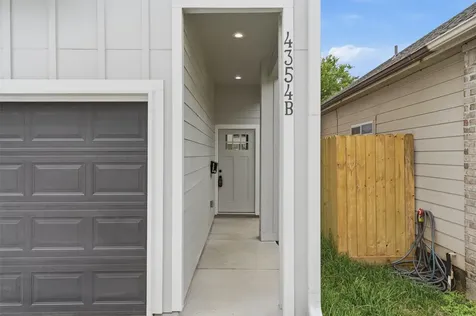 4354 Clover Street B Houston TX 77051
