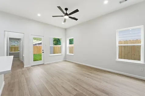 4354 Clover Street B Houston TX 77051