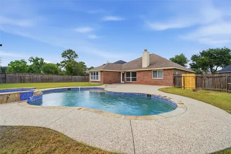 9523 Denfield Court Houston TX 77070