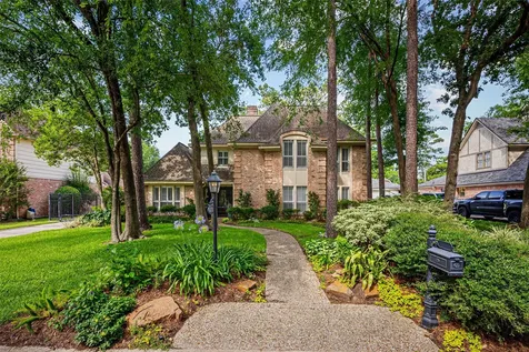 14010 Court Of Regents Houston TX 77069
