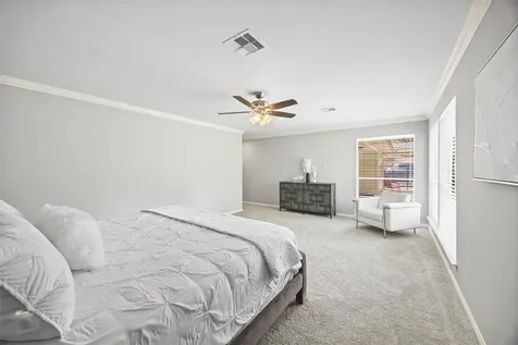 14010 Court Of Regents Houston TX 77069