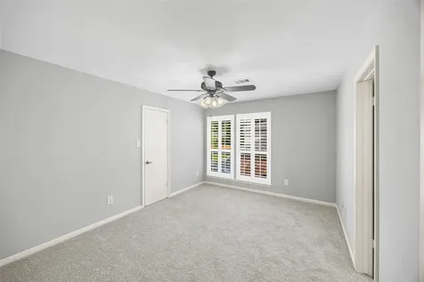 14010 Court Of Regents Houston TX 77069