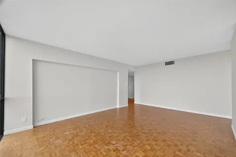5001 Woodway Drive 1804 Houston TX 77056