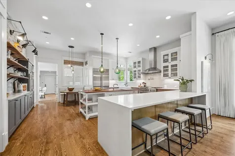 1101 Omar Street Houston TX 77009