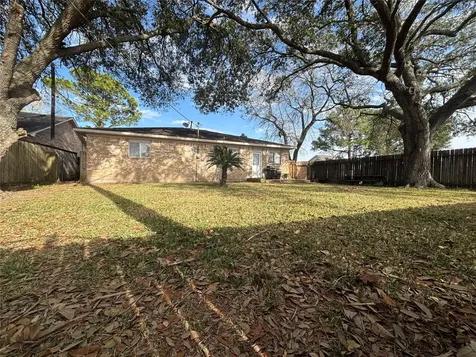3130 Balzar Drive Dickinson TX 77539