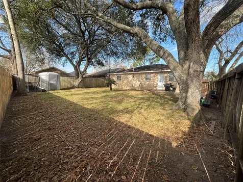 3130 Balzar Drive Dickinson TX 77539