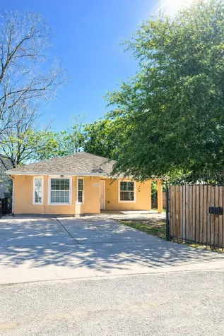 8420 Denby Street Houston TX 77012