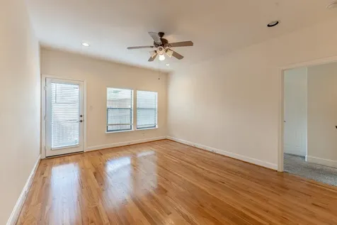308 Grove Street Houston TX 77020