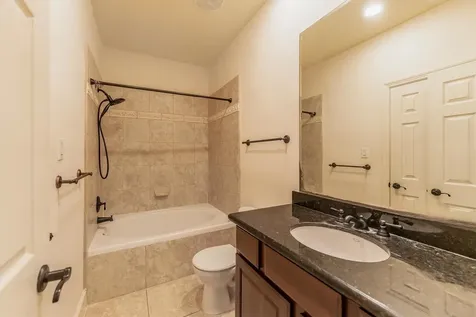 308 Grove Street Houston TX 77020