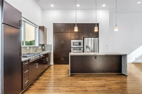 802 W Drew Street Houston TX 77006