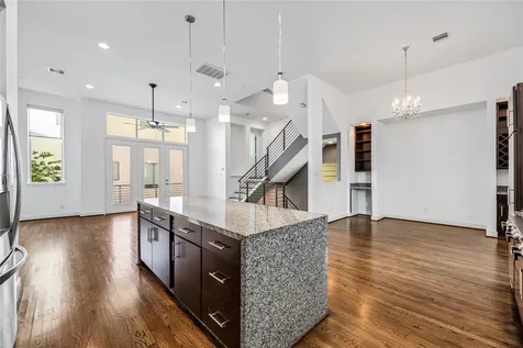 802 W Drew Street Houston TX 77006