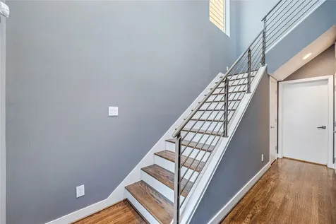 802 W Drew Street Houston TX 77006