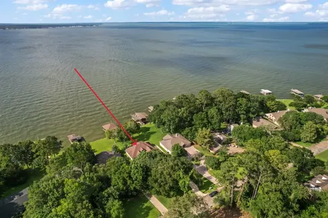 151 Lake Oaks Boulevard Coldspring TX 77331