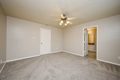 6127 Yorkglen Manor Lane Houston TX 77084