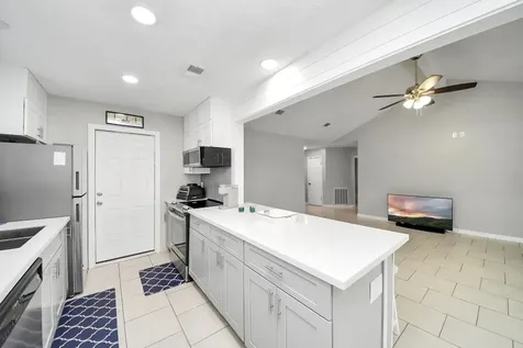 10203 Hollow Canyon Drive Sugar Land TX 77498