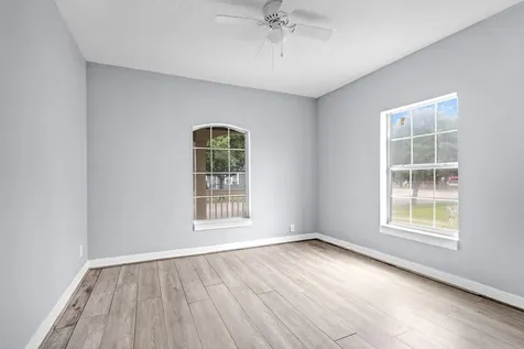 4522 Canal Street Houston TX 77011
