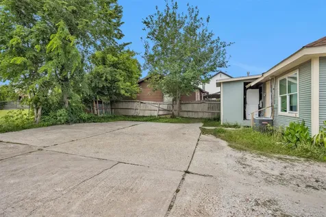 4522 Canal Street Houston TX 77011