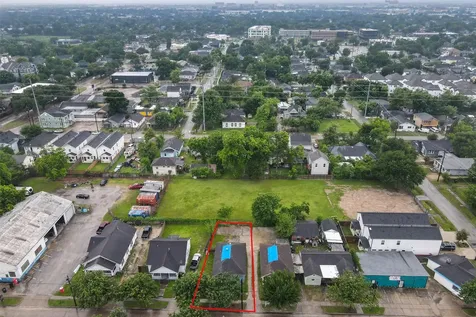 4522 Canal Street Houston TX 77011