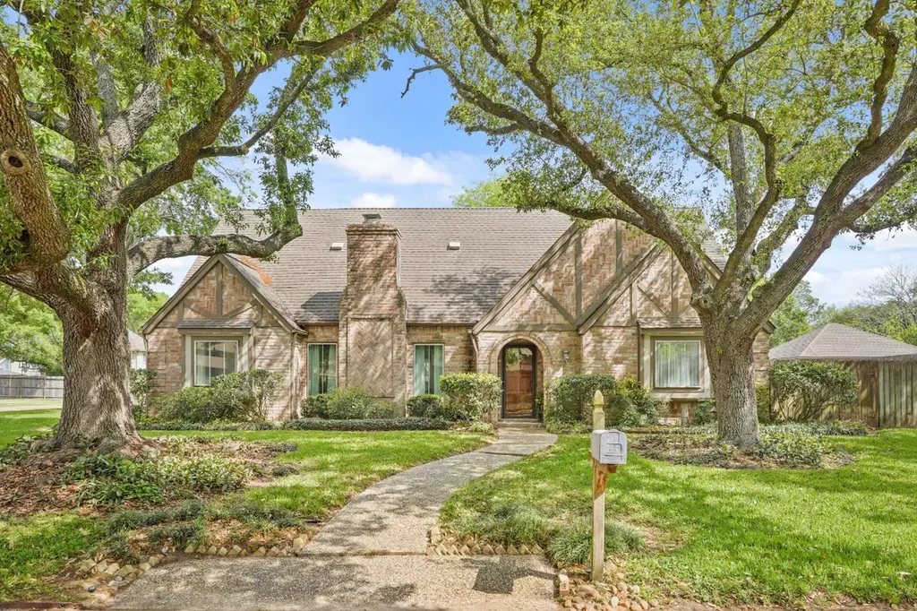 20538 Manette Drive Katy TX 77450