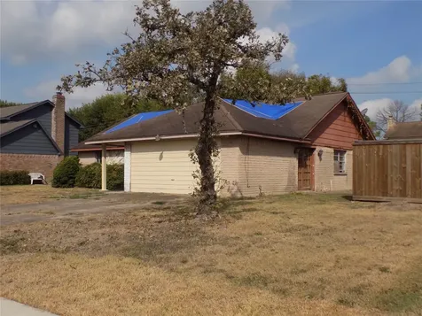 7406 W Fuqua Drive Houston TX 77489