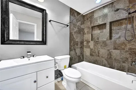 1043 Sierra Shadows Drive Katy TX 77450