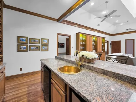 3 Bayou Bend Beaumont TX 77706