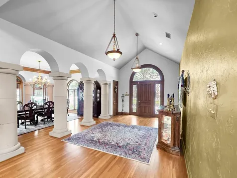 3 Bayou Bend Beaumont TX 77706
