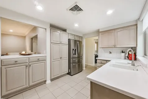 3540 Miramar Drive La Porte TX 77571