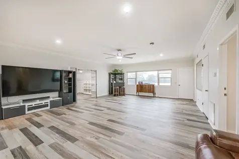 3540 Miramar Drive La Porte TX 77571