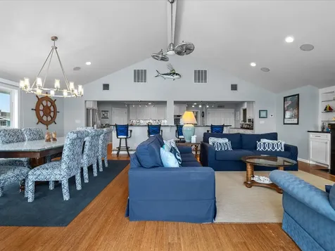 4231 Jolly Roger Road Jamaica Beach TX 77554