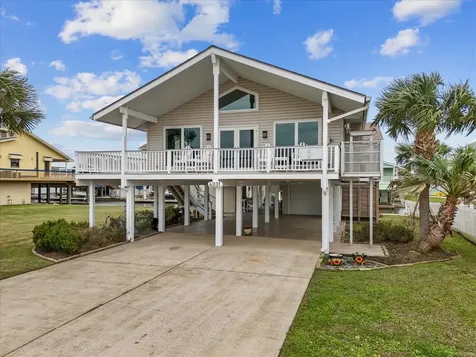 4231 Jolly Roger Road Jamaica Beach TX 77554