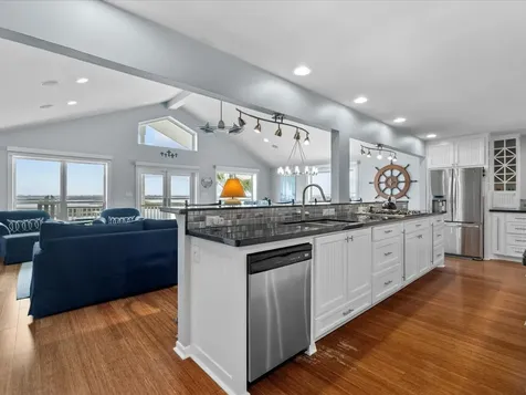 4231 Jolly Roger Road Jamaica Beach TX 77554