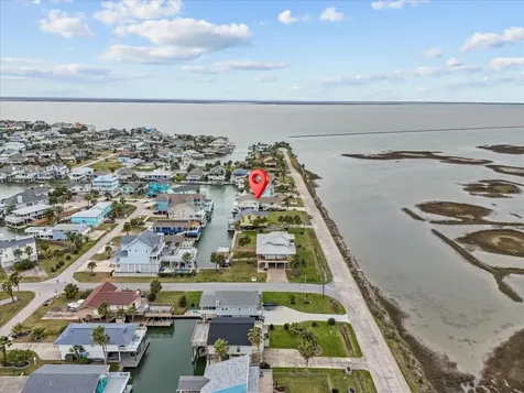 4231 Jolly Roger Road Jamaica Beach TX 77554