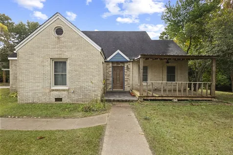 301 N Pine Street Woodville TX 75979