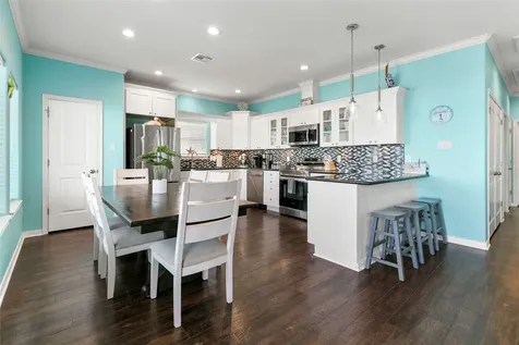 113 Mar Vista Court Surfside Beach TX 77541