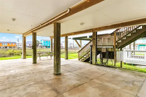 113 Mar Vista Court Surfside Beach TX 77541