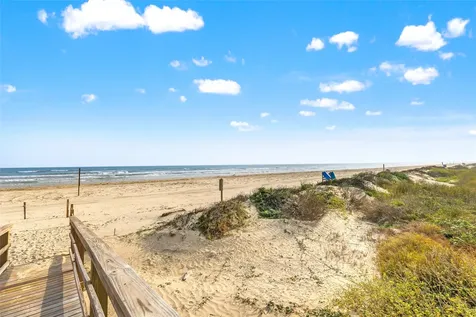 113 Mar Vista Court Surfside Beach TX 77541
