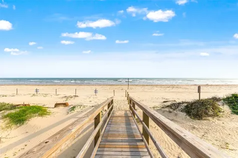 113 Mar Vista Court Surfside Beach TX 77541