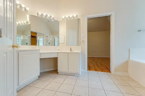 11 Trilling Bird Place The Woodlands TX 77384