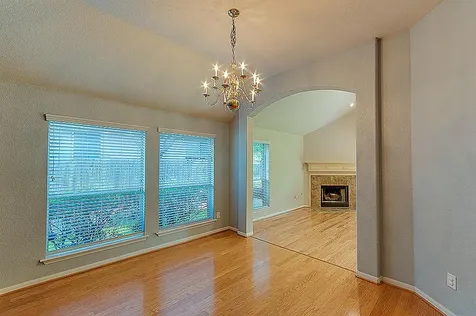 11 Trilling Bird Place The Woodlands TX 77384
