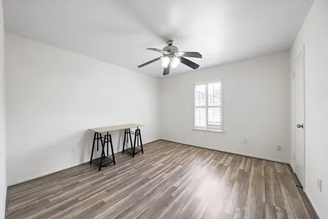 361 N Post Oak Lane 231 Houston TX 77024