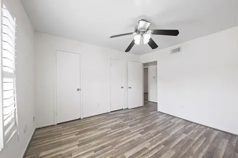 361 N Post Oak Lane 231 Houston TX 77024