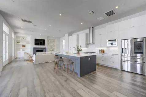 5336 Chandler Street Houston TX 77007