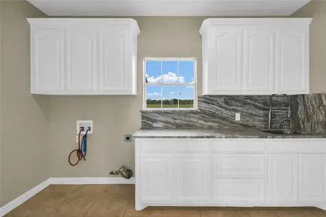 863 Bunkhouse Trail Angleton TX 77515