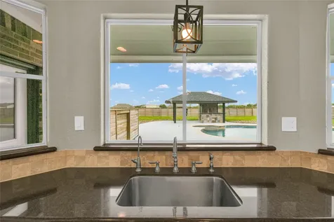 863 Bunkhouse Trail Angleton TX 77515